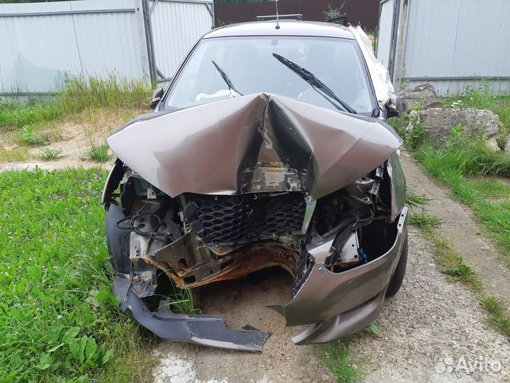 Datsun on-DO 1.6 МТ, 2015, битый, 68 000 км