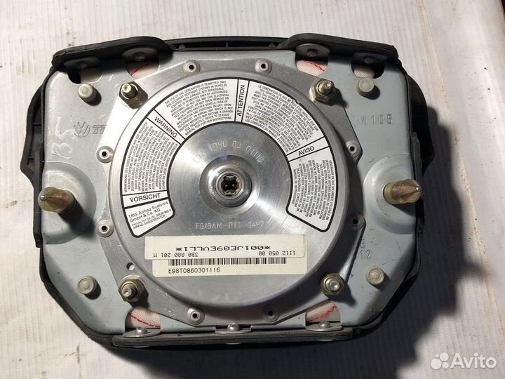 Подушка безопасности в руль Пассат б5