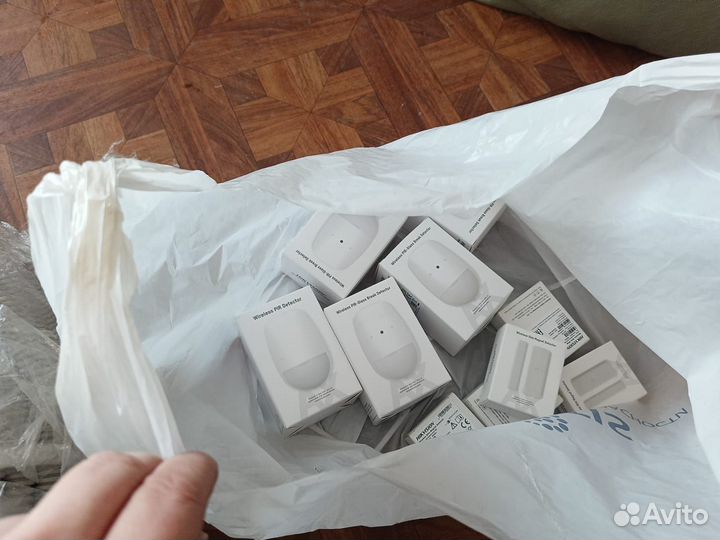 Беспроводное охранное оборудование HiWatch