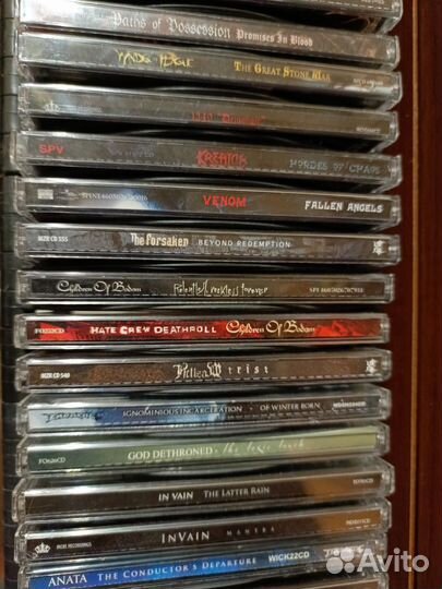 Лицензионные компакт диски метал-групп