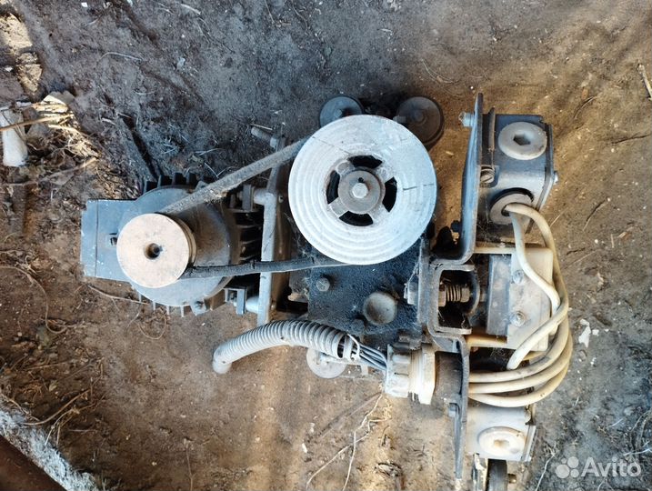 Редуктор с двигателем от ливтавой