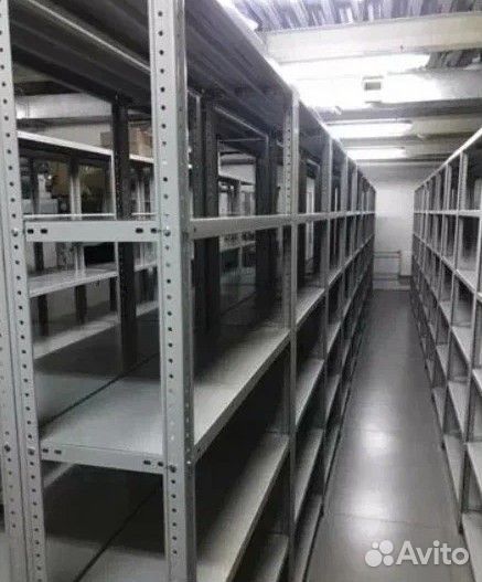 Прочные стеллажи для склада