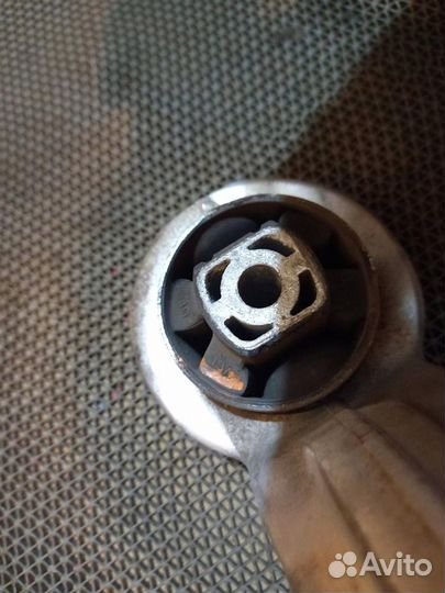 Рычаг передний левый audi A4 B8 8K2