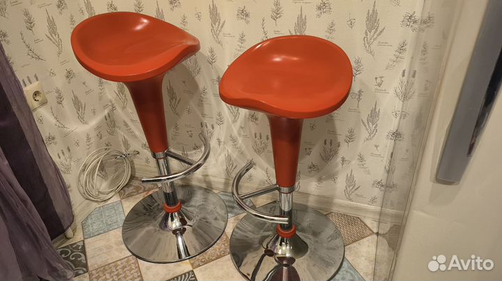 Барные стулья 2 шт