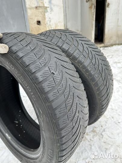 Goodyear UltraGrip 7 205/55 R16