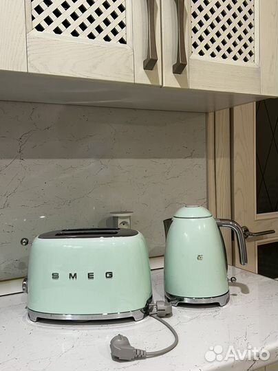 Тостер и чайник Smeg
