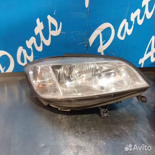 Фара Опель Зафира А правая левая