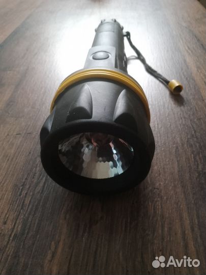 Противоударный влагостойкий фонарь