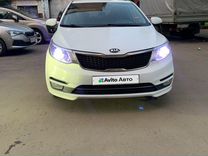 Kia Rio 1.6 AT, 2016, 180 000 км, с пробегом, цена 910 000 руб.