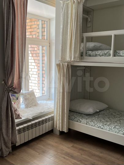 Комната 50 м², 2/10 эт.