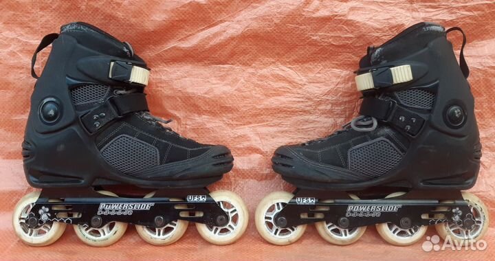 Ролики Powerslide Cell Fs 42р и Oxelo FreeRide 40p