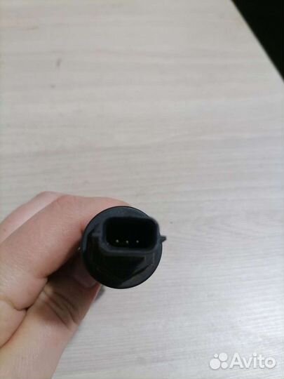 Датчик скорости Renault Logan