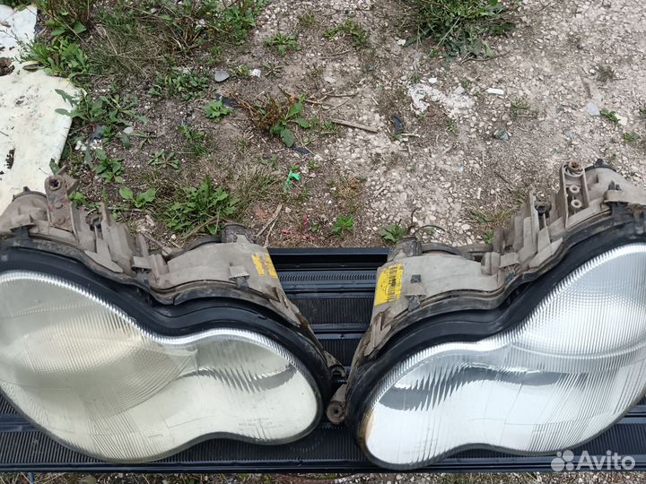 Фары Mercedes w203