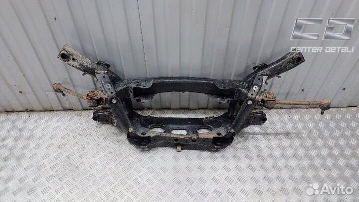 Передняя балка (подрамник) Toyota RAV4 51206-42061