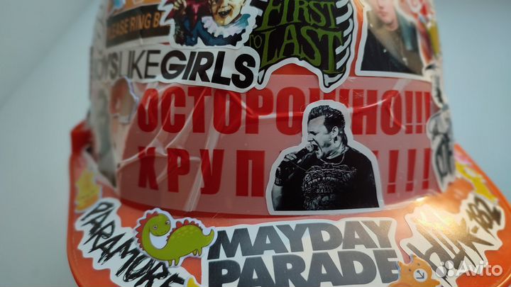 Панк-каска (арт-объект практического назначения)