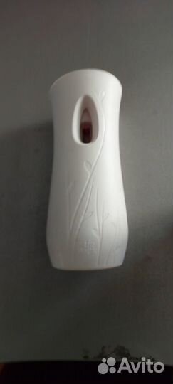 Диспенсер для освежителя воздуха