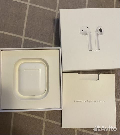 Беспроводные наушники apple airpods 1 поколение