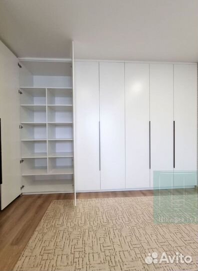 Стенка в гостиную