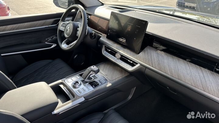 Tank 500 2.0 AT, 2024