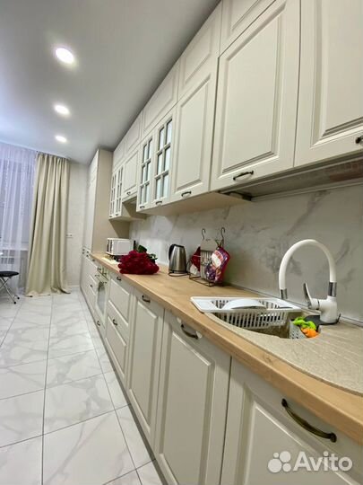 Угловая кухня на заказ. Фабрика