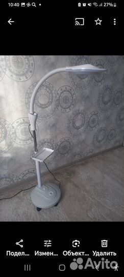 Лампа лупа напольная и косметологическая тележка