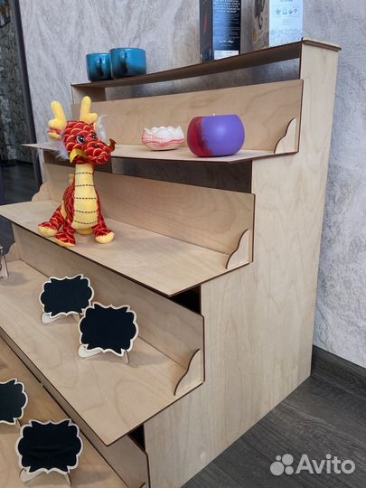 Полка витрина