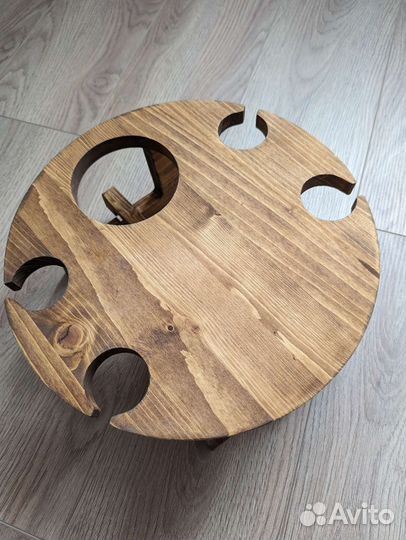 Винный столик