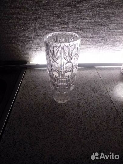 Ваза хрустальная