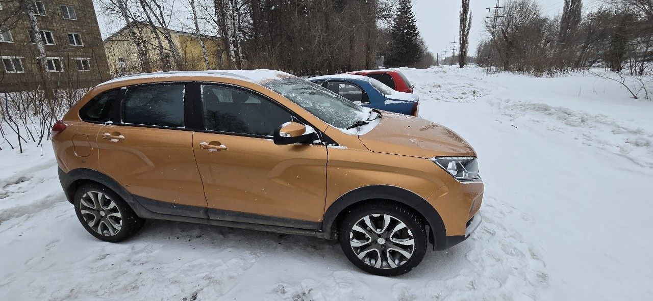 ВАЗ (LADA) XRAY Cross: фото из отзыва