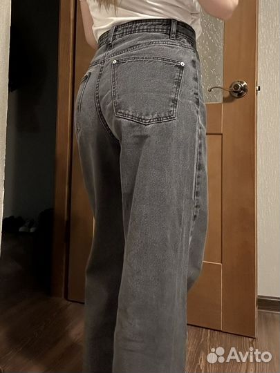 Джинсы широкие