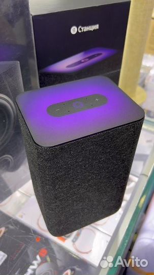 Умная колонка Яндекс Станция 2 с Алисой