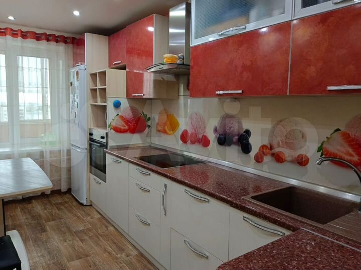 4-к. квартира, 79 м², 8/9 эт.