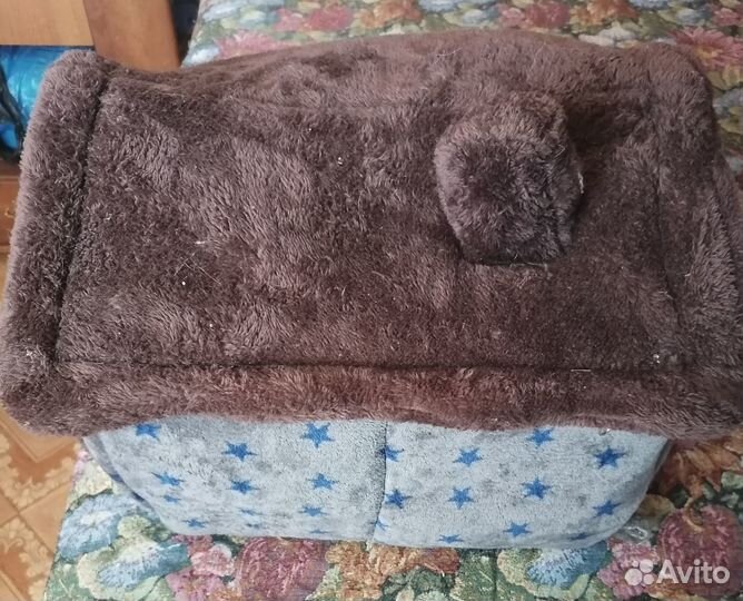 Домик для кошки или маленькой собачки