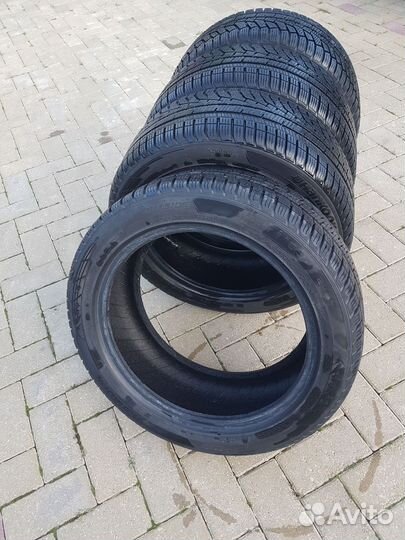 Hankook Winter I'Cept Evo2 W320 215/45 R16 90H