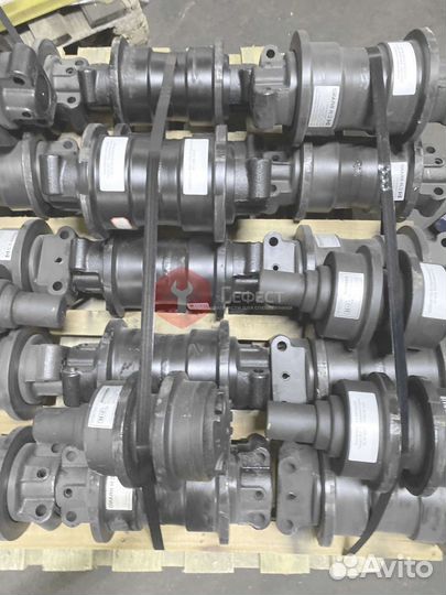 Каток опорный Liebherr SA1081-01800