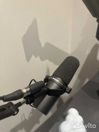 Микрофон Shure sm7b