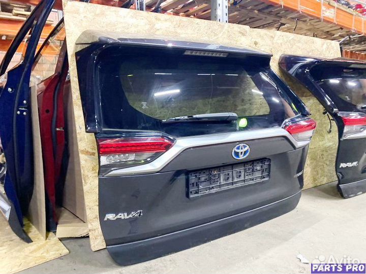 Дверь багажника Toyota RAV4 XA50 2018-2024