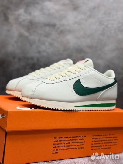 Женские Кроссовки nike cortez весна -лето