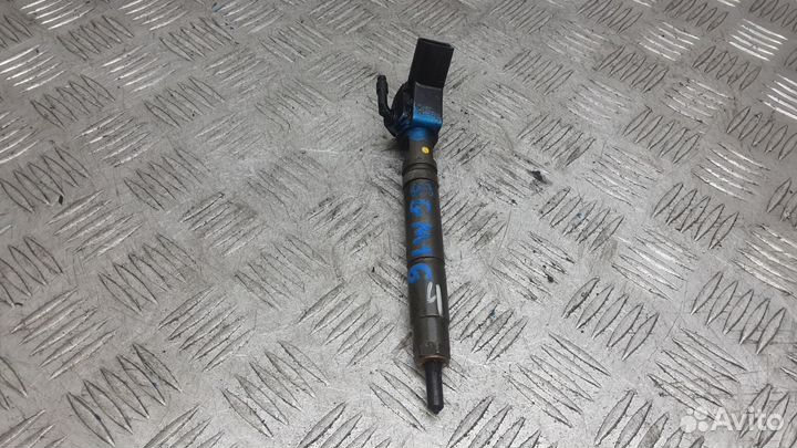 Форсунка дизельная mercedes sprinter 2 2,2