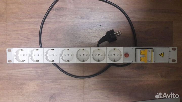 Блок розеток ижтехноком 19