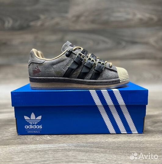 Adidas supestar rabbit hole