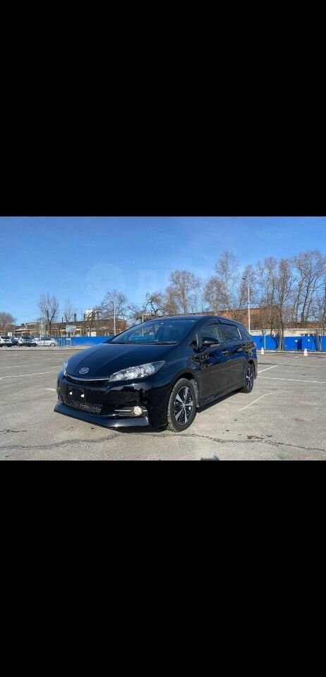 Toyota Wish: фото владельца