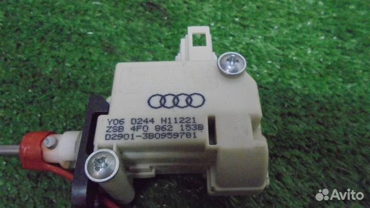 Активатор замка крышки бензобака Audi Allroad qua