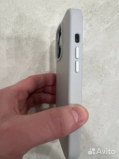 Чехол Moft на iPhone 14 pro белый с MagSafe