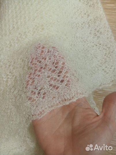 Платок-паутинка пуховый новый