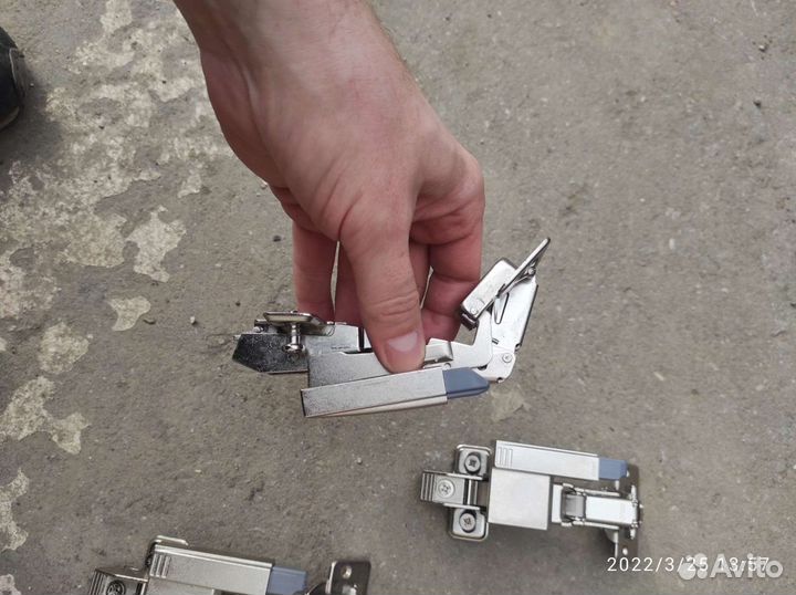 Петля blum 170 градусов с доводчиком