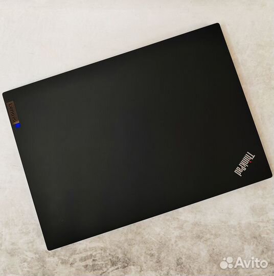 Lenovo ThinkPad T16 Gen 1 i5-1240P\16GB\RTX2050
