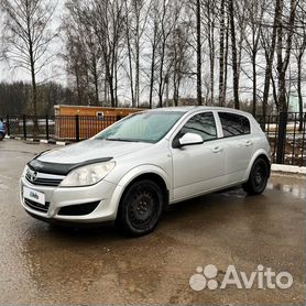 Opel Astra 1.6 МТ, 2014, 150 000 км