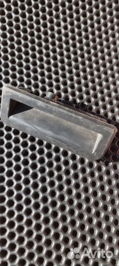 Кнопка багажника Skoda Rapid 2019 год