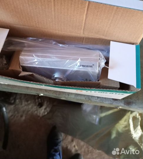 Доводчик дверной